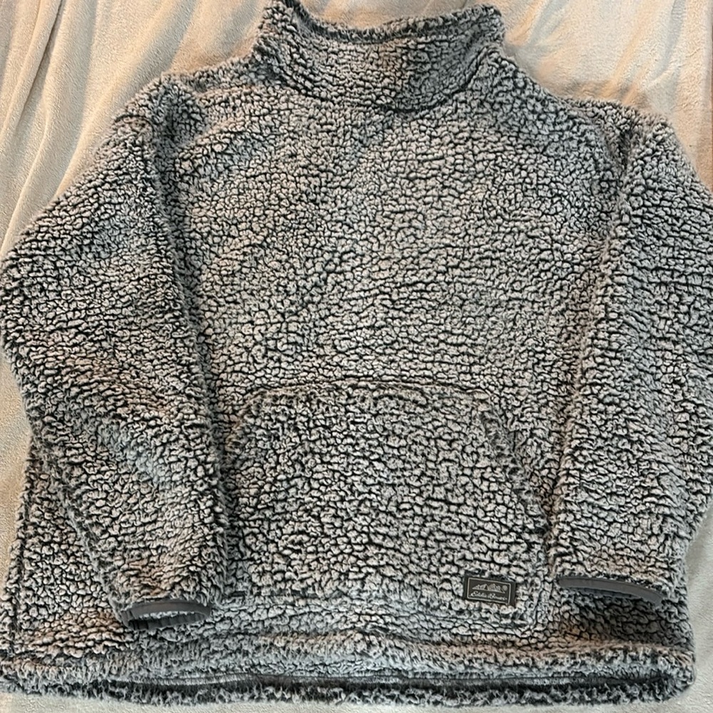 Eddie Bauer XL sweatshirt dark & light grey color